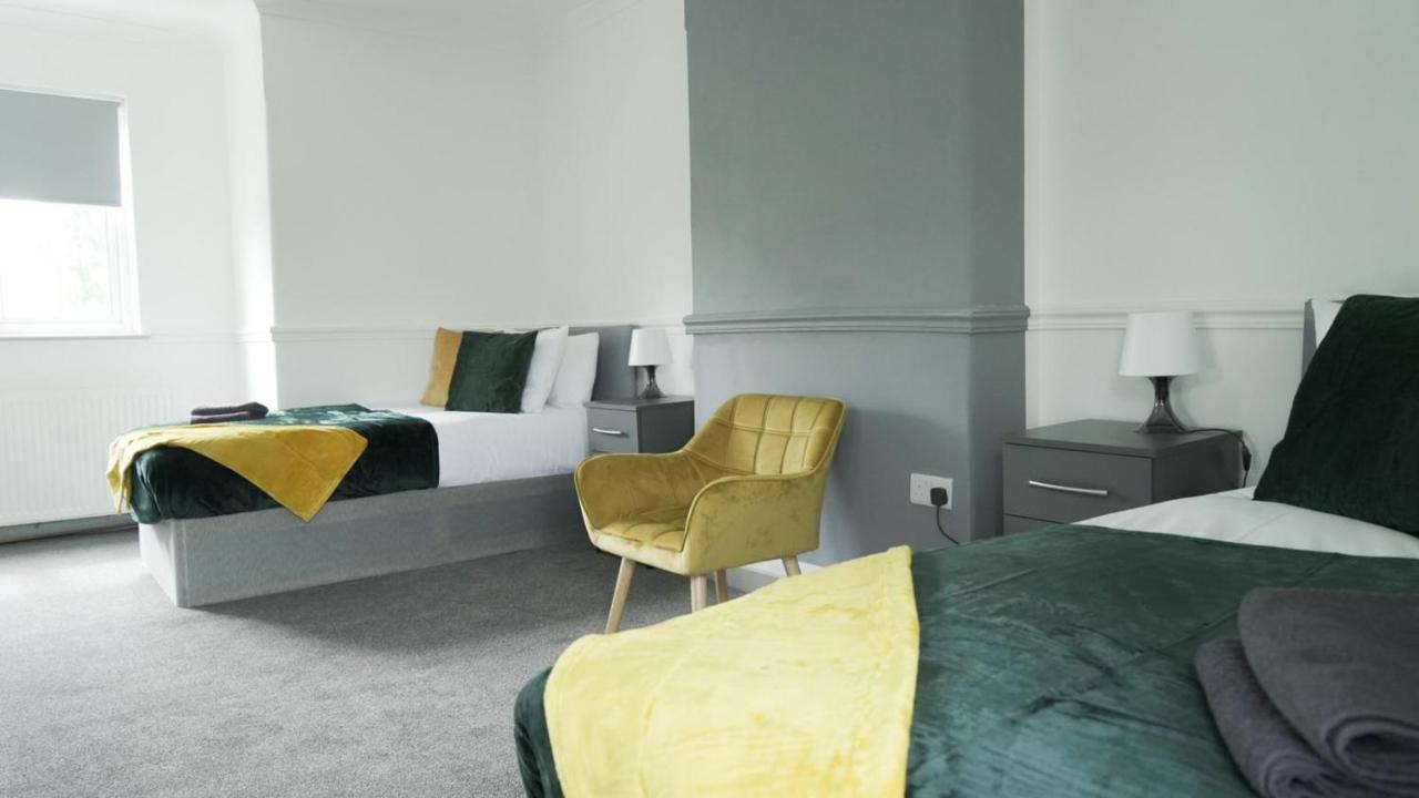 Jewel Of Barking London Villa ภายนอก รูปภาพ